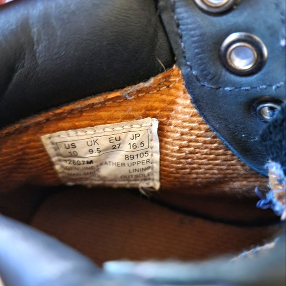 Black Timberland Work Boots - Picture 4 of 4